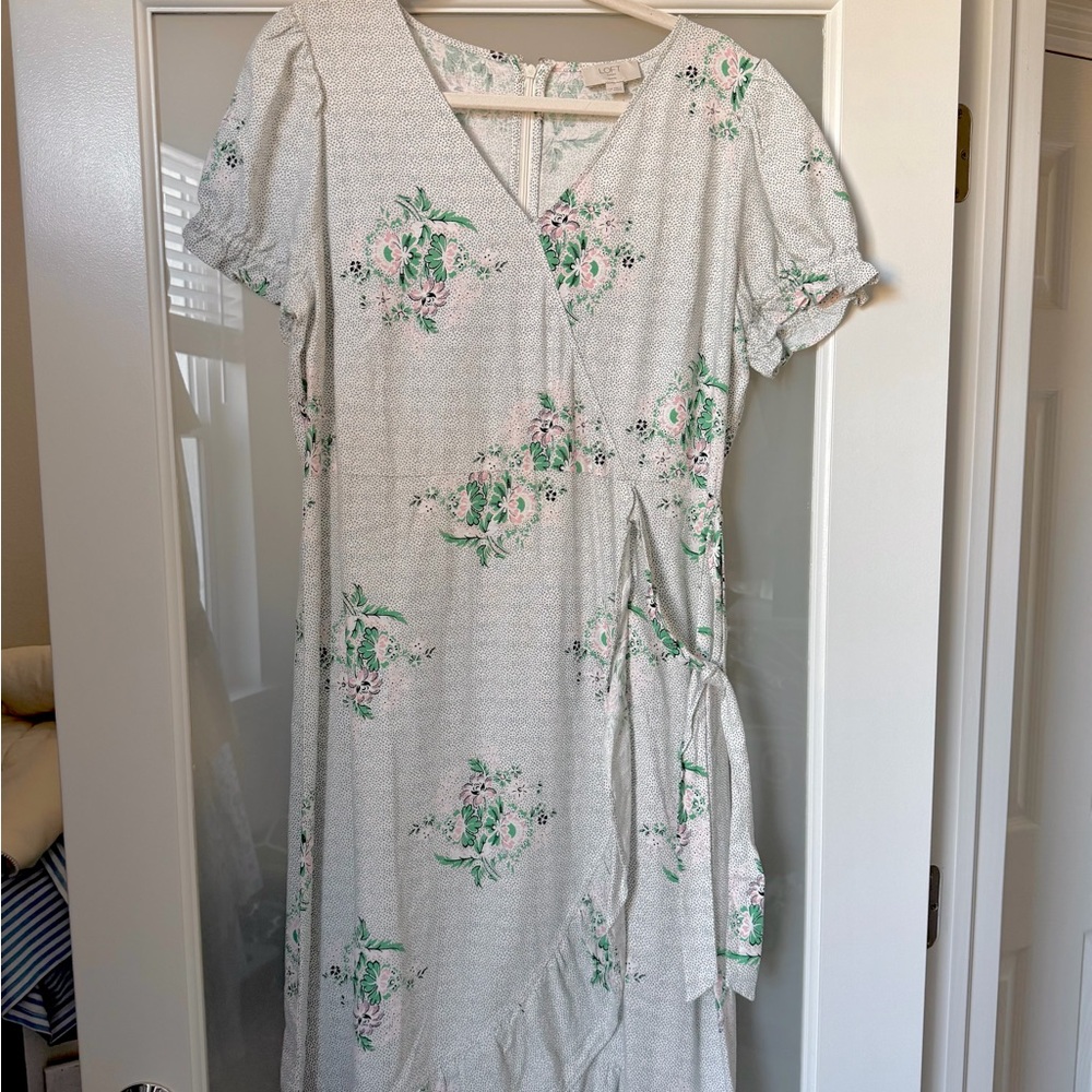 Floral Wrap Dress in Gray and Green